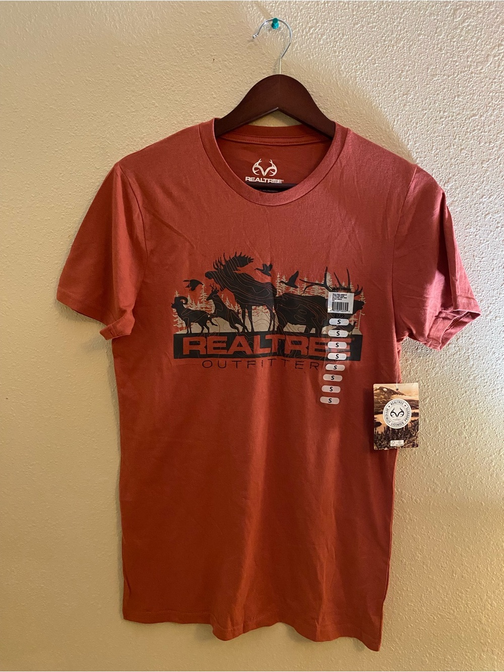 Men’s Realtree Animals SS Brick Red Size S Graphic Tee